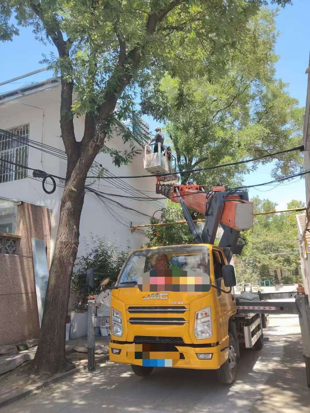 长沙市高空作业车能吊装重物吗？最大承载多少公斤？
